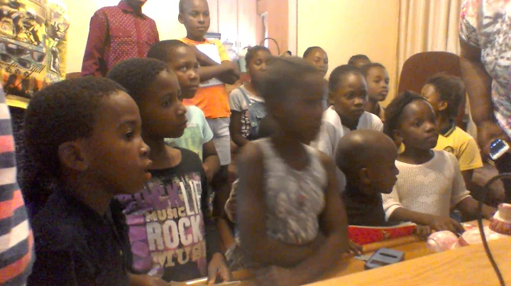 Online reading clubs with Julie Hembree form US