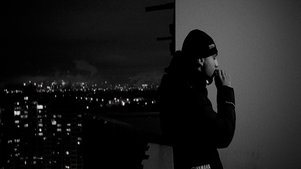 AVIE - GLOCKS (PROD. MEHSAH) (SND. ENG. ERICK & TOM) auf YouTube ansehen AVIE - GLOCKS (PROD. MEHSAH) (SND. ENG. ERICK & TOM) auf YouTube ansehen