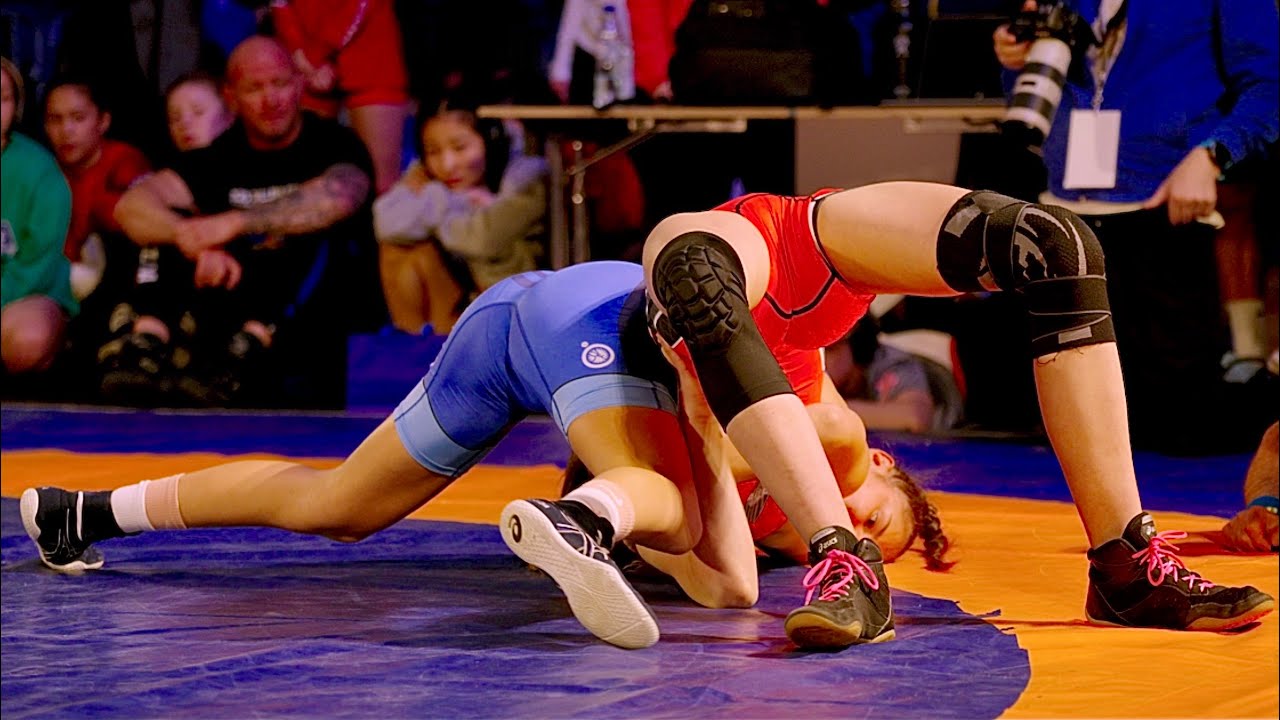 U13-U17 North America vs Europe. Mercedez Blackham vs Yulia Holhovska 54kg. Women wrestling. B-cam-m