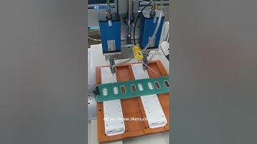 Dual servo screwdriver with floor-stand XYZ table for screw feeding and driving assembly