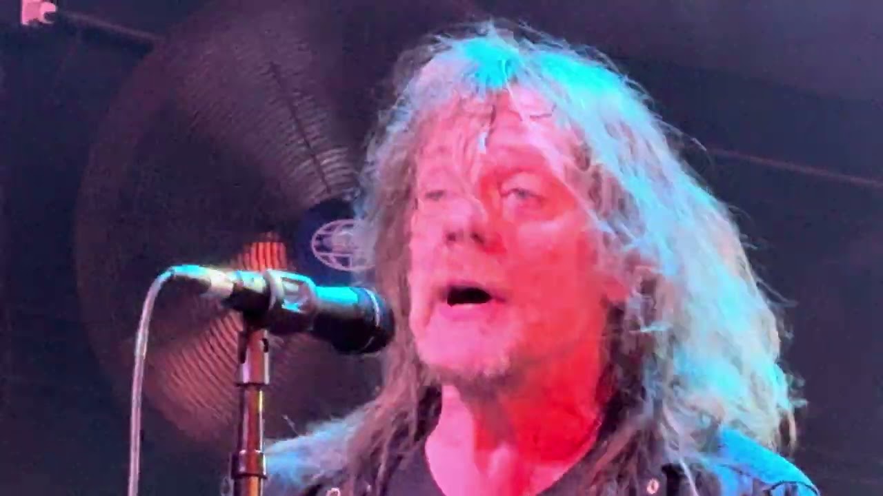 Soul Asylum singing Runaway Train in Las Vegas on Fremont Street June 8, 2024