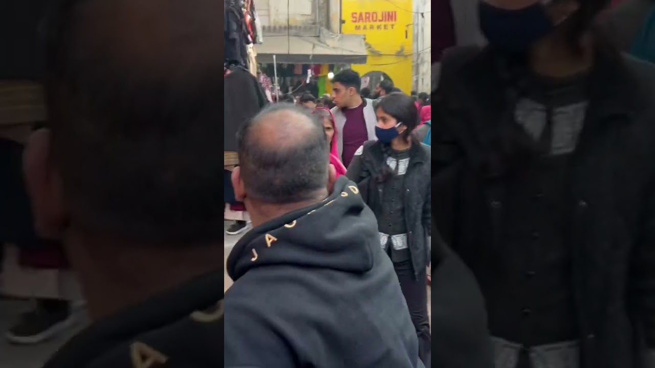 Police Raid In Sarojini Magar market 😮 