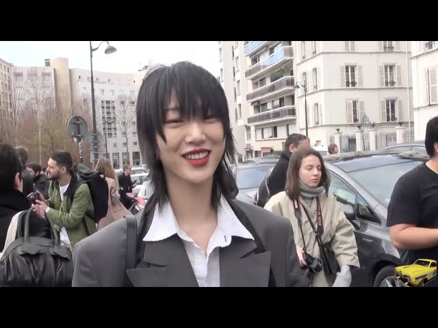 Paris FW 2020 Street Style: Sora Choi - STYLE DU MONDE