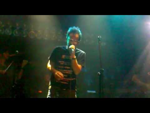 Feridun Düzağaç - Çok Geç (Jolly Joker Konseri 27.10.12)