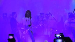 Tame Impala - Because I'm A Man (Live Zénith Paris 2016)
