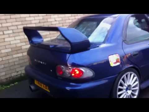 subaru-impreza-shooting-flames-bee-r-rev-limiter-on-non-turbo