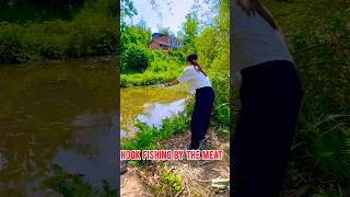 Meat Bait Magic! Pond Fishing Hook Technique 🐟🔥 #fishing #shortsvideo #villagepond ☘️😐