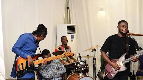 Ghana Highlife ( funeral ) Jam 3 part 2 - with the Hyskuul Band Gh
