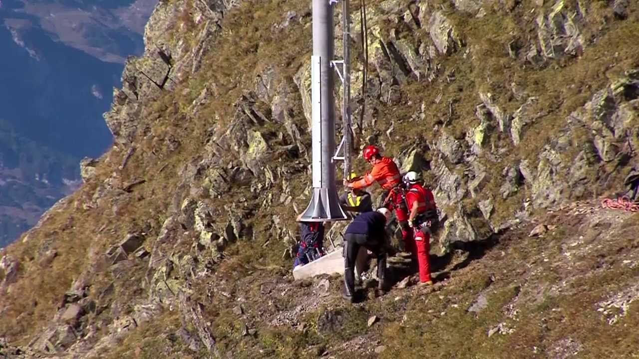 Silvretta Montafon - Setzen der Lawinensprengmasten am Hochjoch