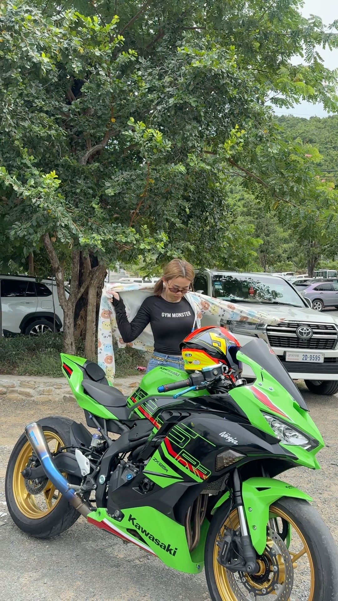 zx25r - YouTube