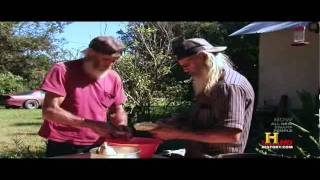 Swamp People Season 2 - The Guist Brothers Gar Fish