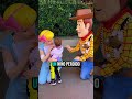Las cuatro reglas invisibles de Disneyland que hacen que la magia nunca se rompa #shorts