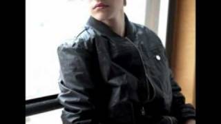 Justin Bieber-iYiYi (Cody Simpson Ft. Flo rida)