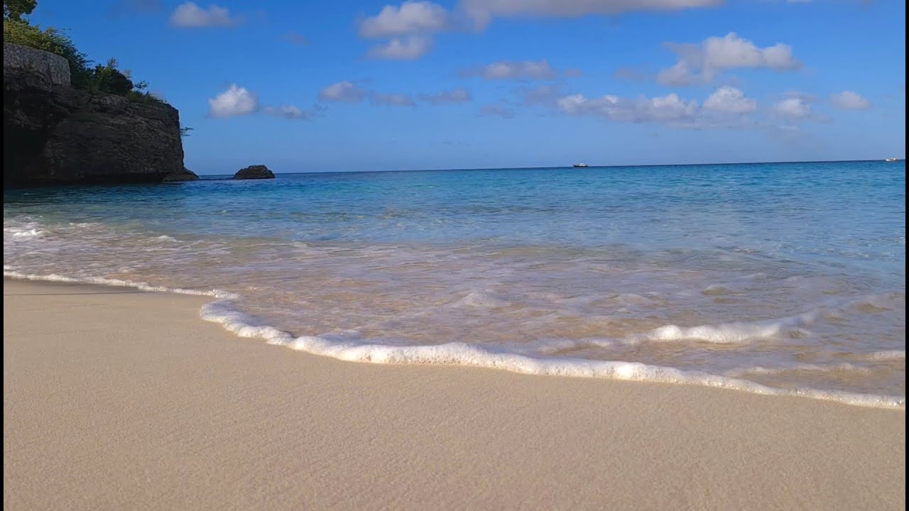 Relaxing Beach Sounds of Playa Kenepa Grandi | Kenepa Grandi | Beach Sounds