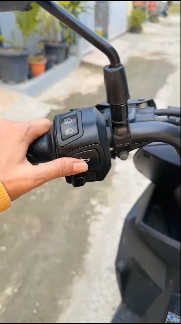 Klakson basuri di motor #basuri #telolet #klaksontelolet
