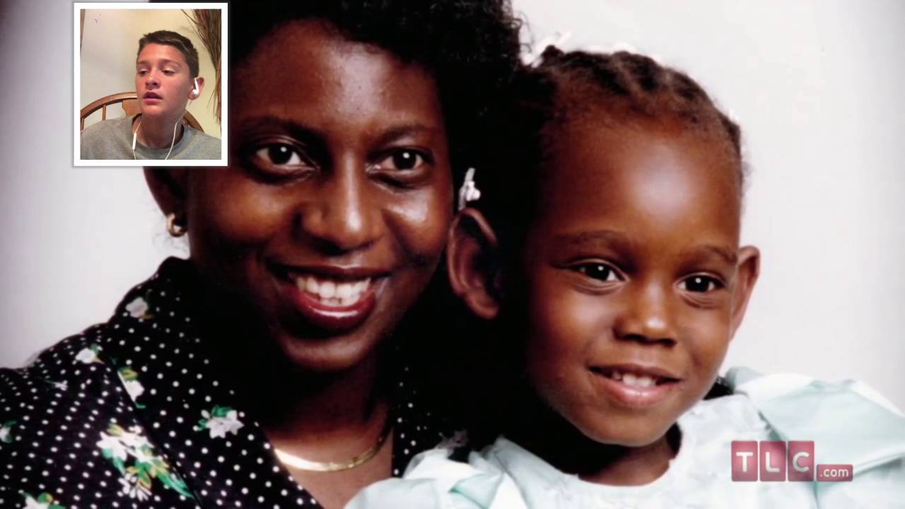 Reacting to my strange addiction/ a girl eating her mattress YouTube