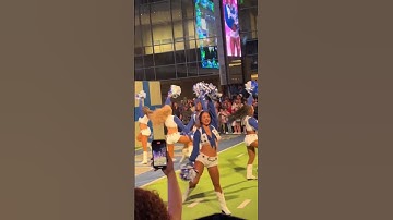 🤩 Throwback of DCC Reece from #dallascowboyscheerleaders #dcc #americassweethearts #netflix