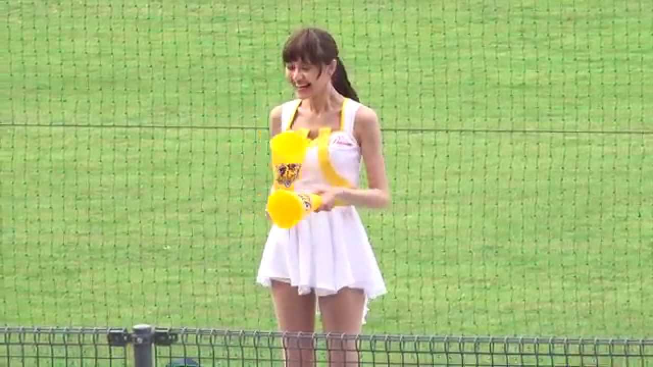 20150412中信兄弟vs義大passion Sisters 豆芽 7下林威助リン ウェイツゥ應援 Youtube
