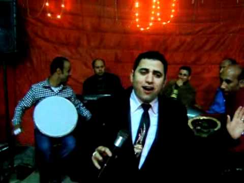 الفنان حماده عمار يغنى الحكاية