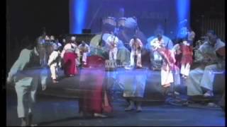 Miniatura de vídeo de "Yarina-Urcu Ucupi- Live at Teatro Variedades-Ecuador"