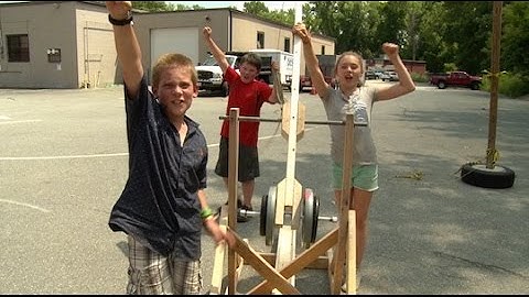 Build a Catapult | Design Squad
