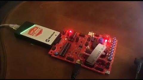 Pic16F676 part 2 Blinking 2  Leds Programmed in C With MPLAB X IDE V5.5 & xc8  & Pickit 4