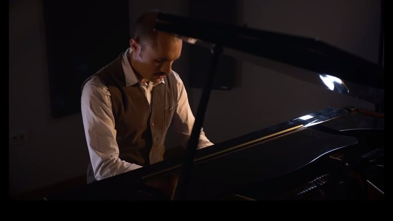 Queen - The Show Must Go On (Piano Cover) - Orazio Saracino