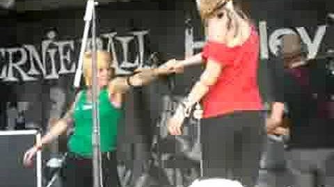 Juliet Simms Dancing