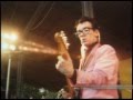 Capture de la vidéo Elvis Costello "Watching The Detectives" 1979 (Reelin' In The Years Archives)