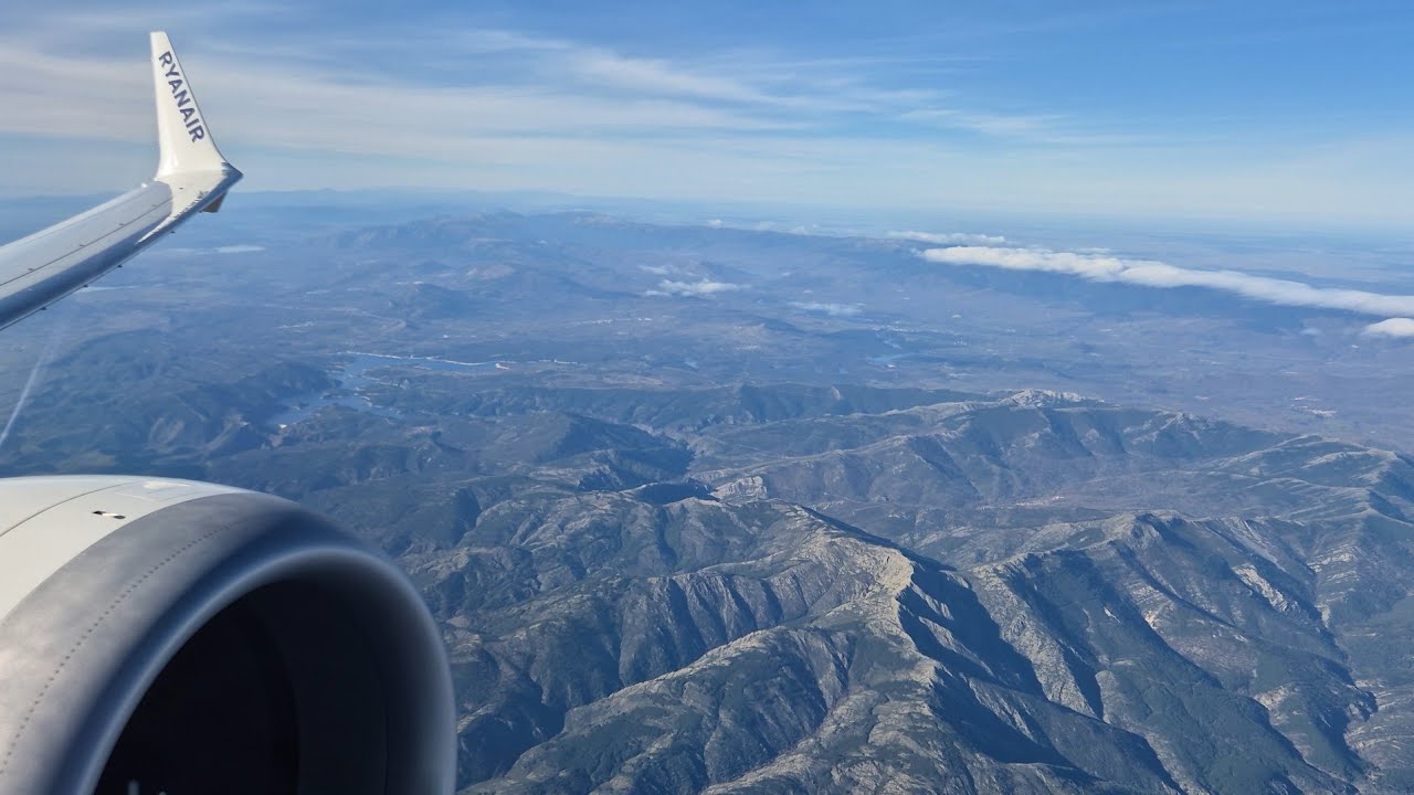 [TRIPREPORT] Stormy Go Around/Balked Landing! | Madrid - Manchester | Ryanair 737-8200