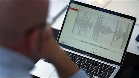 Cyberprzestępcy w natarciu. „Twój tata upadł, nie oddycha, nie żyje” (UWAGA! TVN)