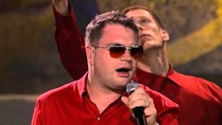 Video thumbnail of "Barenaked Ladies - Cover Song Medley (Live at Farm Aid 2000)"