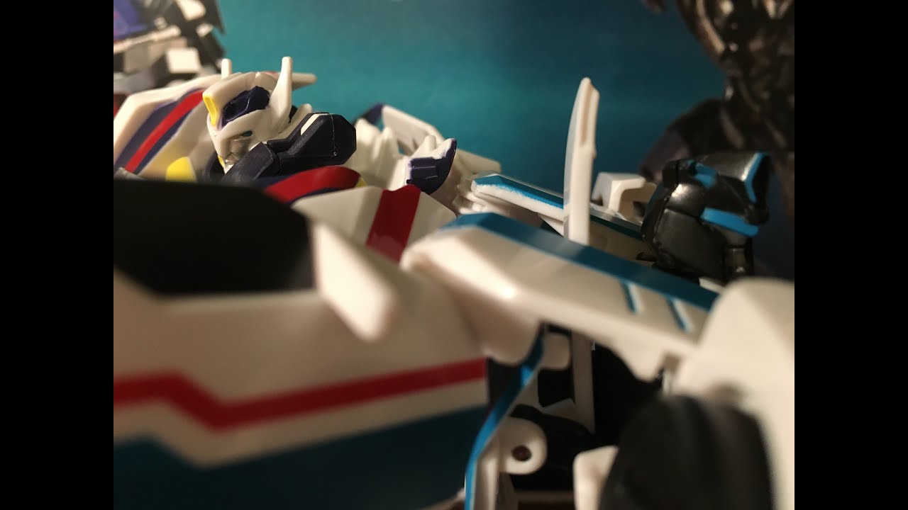 Video Review of the Transformers Takara Adventure TAV VS05 Drift