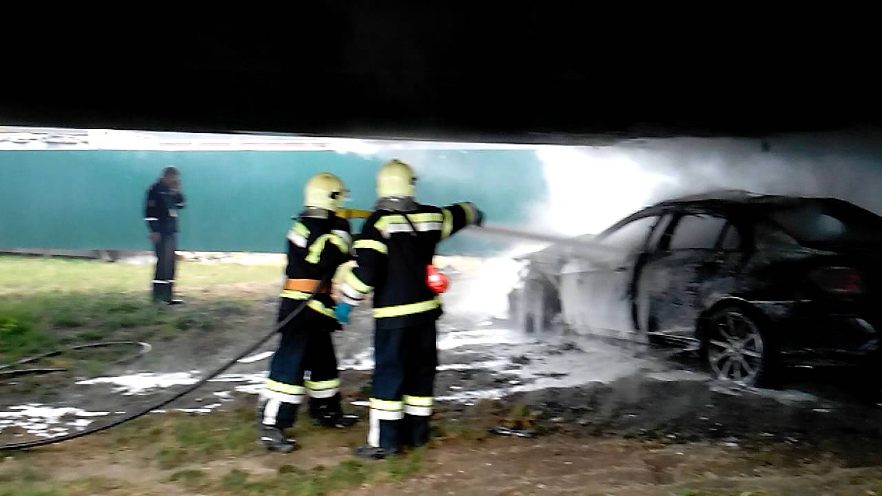 Дтп мерседес видео Дтп мерседес видео