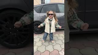 Малышка зажигалка  варя #4года #dance #tiktok #funny #лайки #barbie #тренды #дети