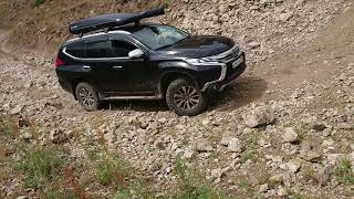 Mitsubishi Pajero Sport 3 подъем на перевал с водопада Бурхан Булак. Джунгарский Алатау.