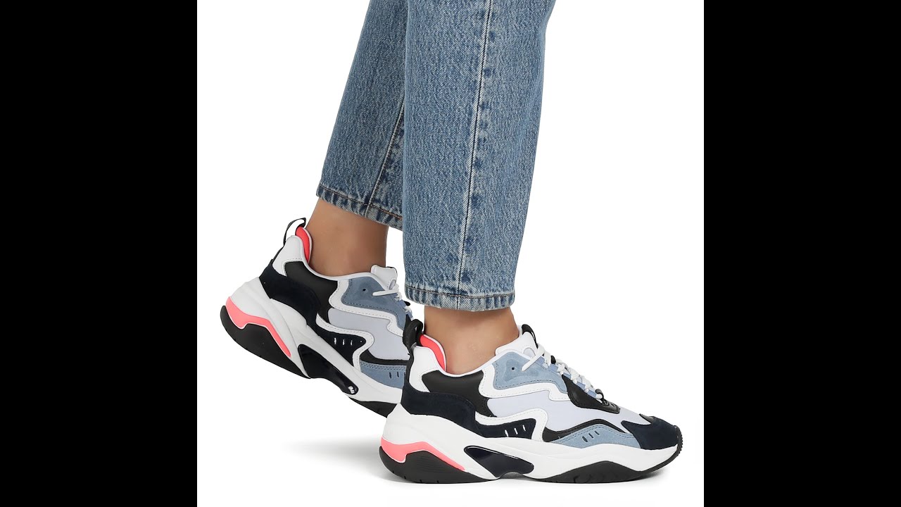 Женские кроссовки Tamaris