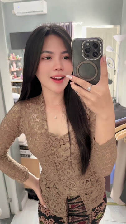 Mas lagumu gawe terngiang ngiang neng kupingku #fypp #sabar #shorts #mbake_jawa #trendinhsong