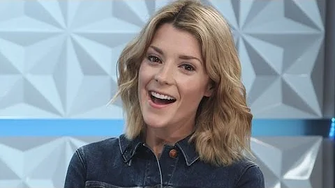 Grace Helbig Gets Candid About Past Eating Disorde...