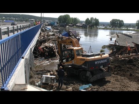 Последствия наводнения в Тулуне