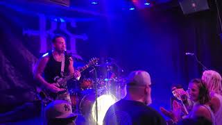 Kyle Smith "By myself" (live) at The Pour House - Grill em all tour August 2023