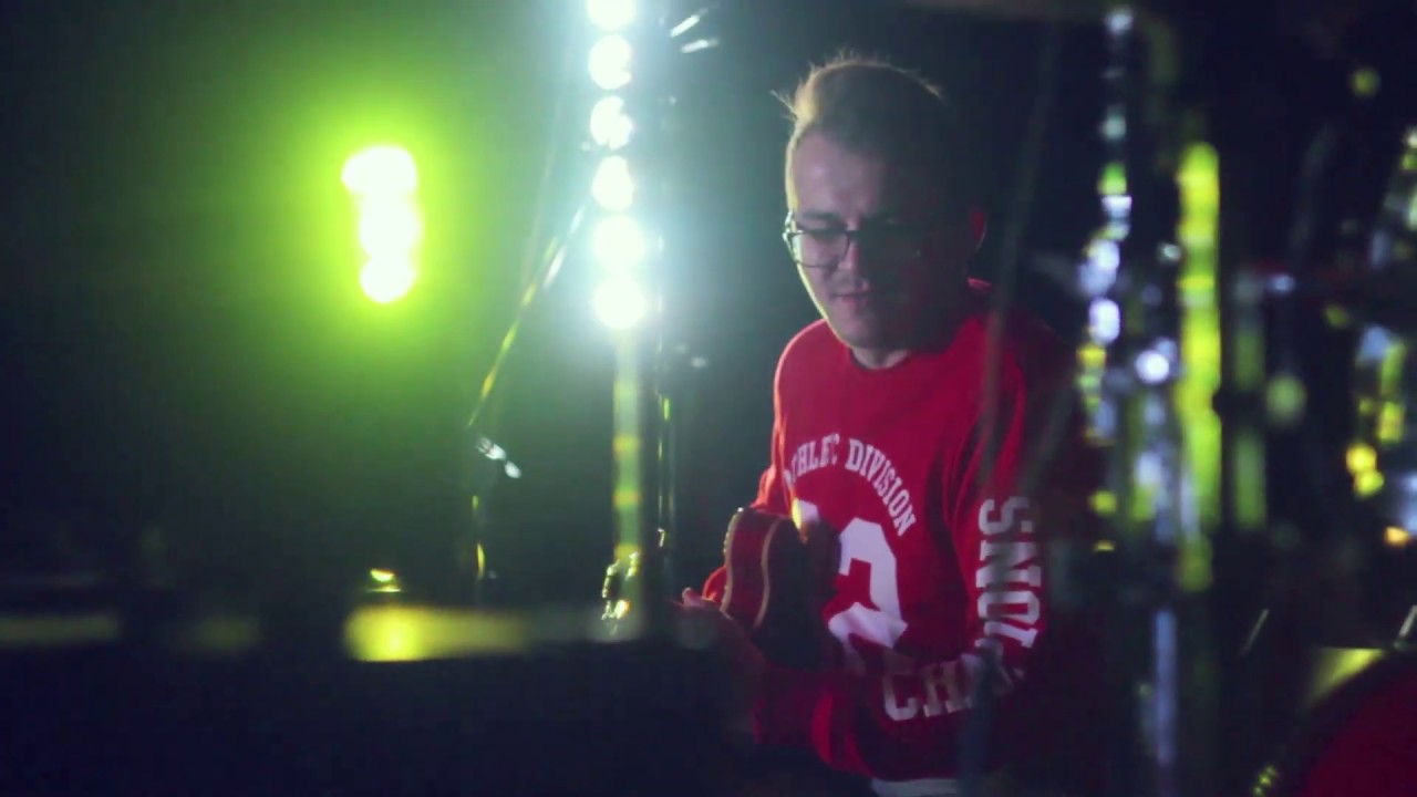 V_V trio — I’ll remember April