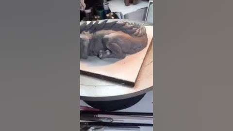 Sculpting a dragon time lapse part 3