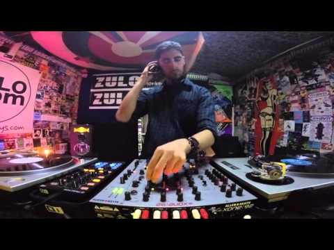 Javier Varez (Zulo Room)