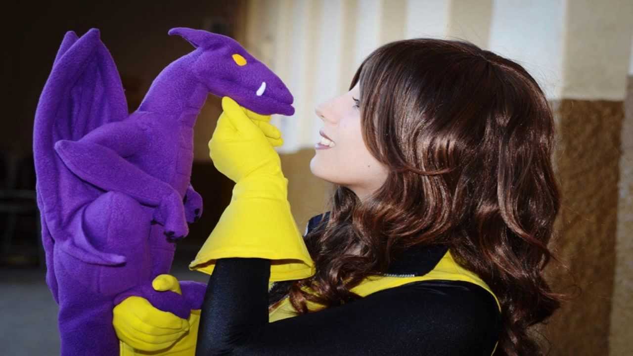 Tribute to the Women of Cosplay