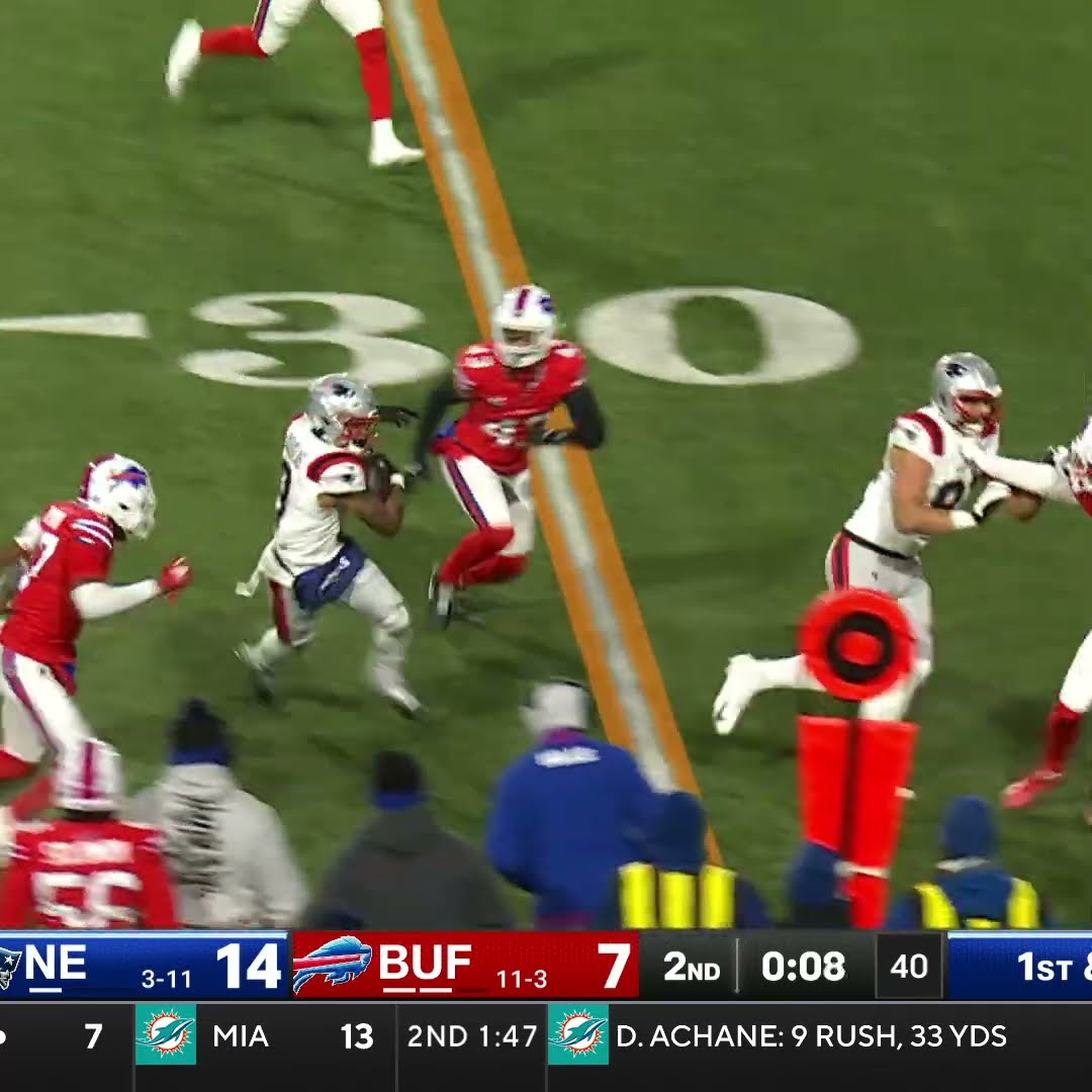 Demario Douglas catches for a 13-yard Gain vs. Buffalo Bills