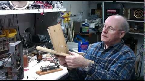 Ergo Pecan cracker.MP4