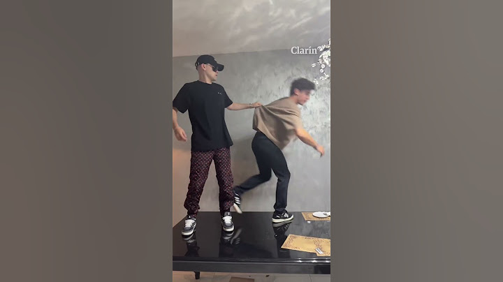 El loco video de Franco Colapinto con Bizarrap: bailan el hit del verano sobre una mesa