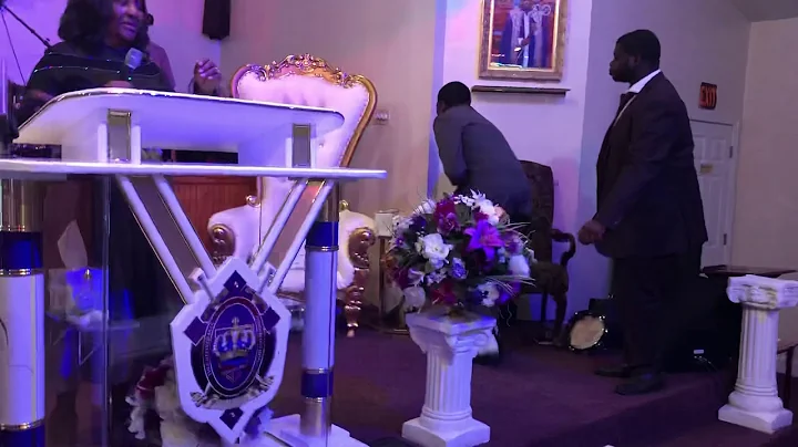 Breakthrough Praise Break - Apostle Frances Nix & ...