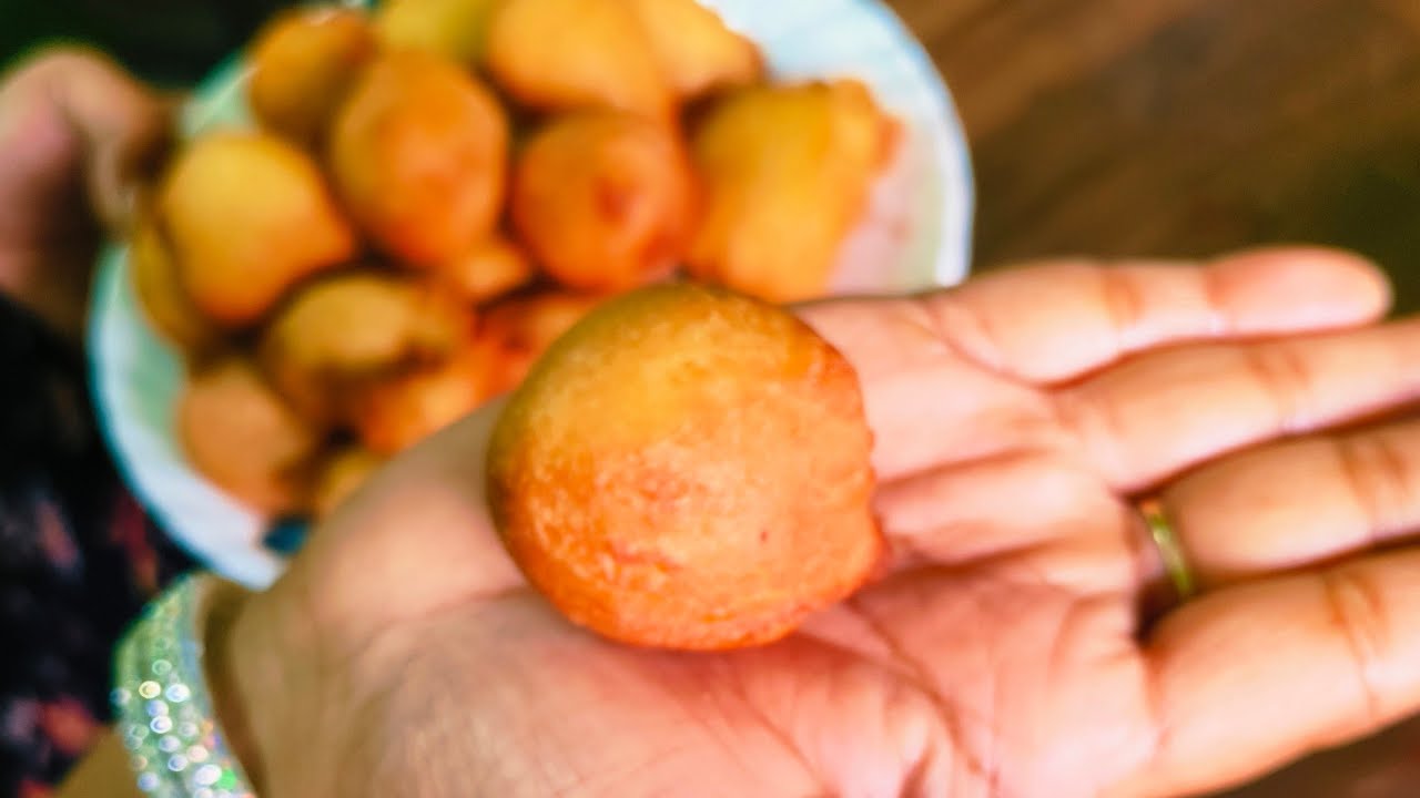 Aaj Meri ammi ne banaye gulgule 🧆🤤😄